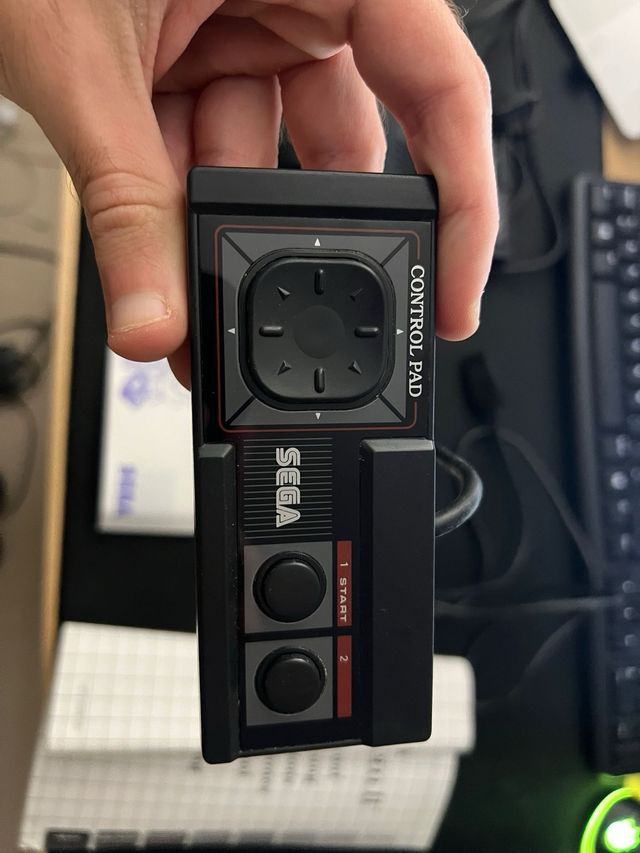 SEGA Master System II + Alex Kidd & Sonic