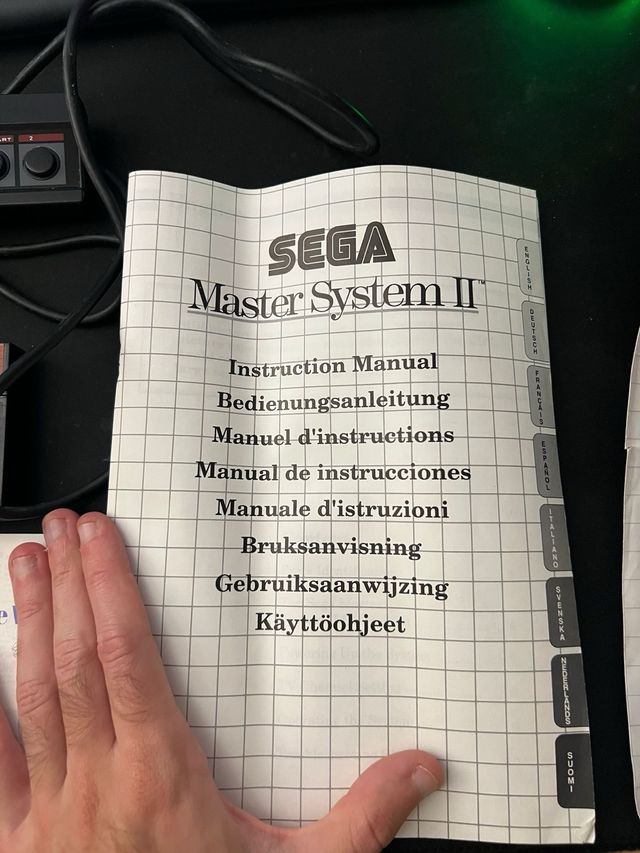 SEGA Master System II + Alex Kidd & Sonic