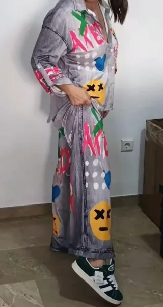 Conjunto 2 piezas estampado graffiti