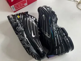 Nike Air Max Plus III Nero Argento