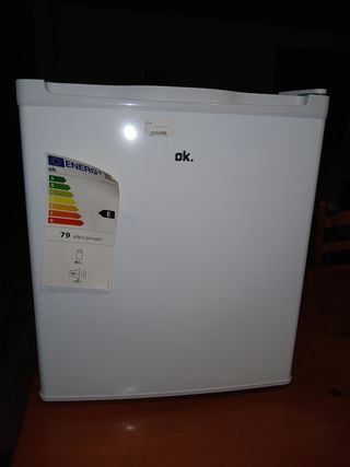 Nevera pequeña OK. 41L