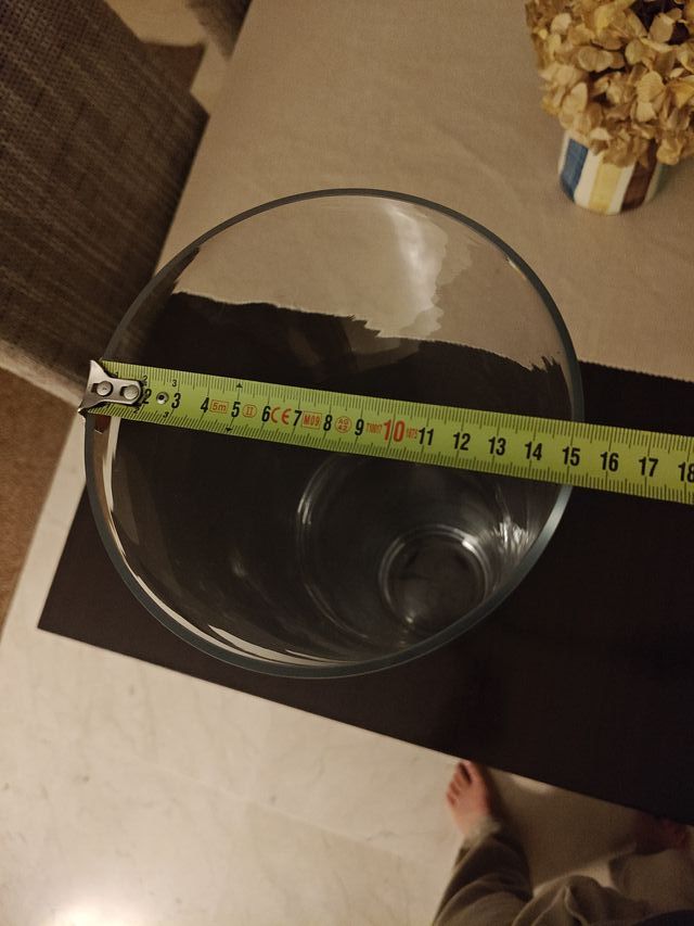 Jarrón de cristal alto transparente