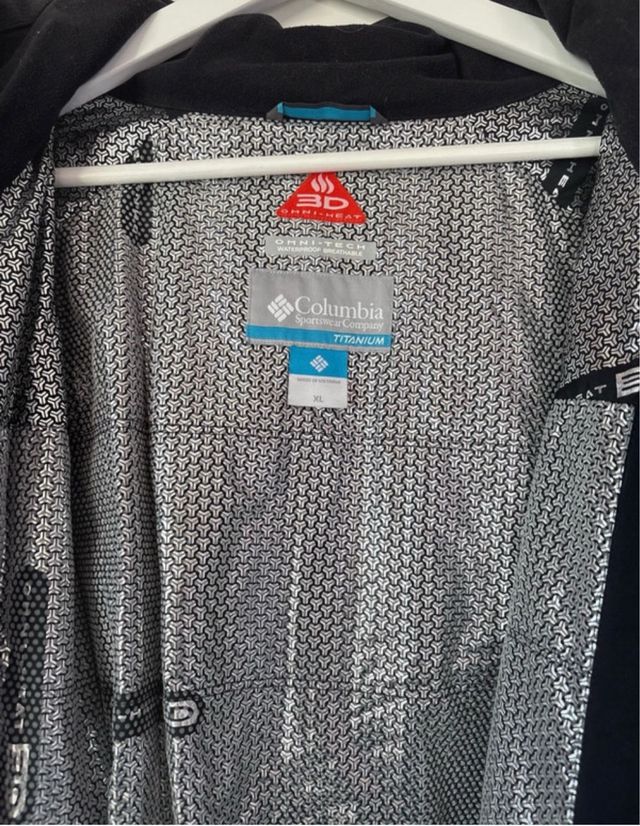 Giacca Columbia Titanium nera e grigia