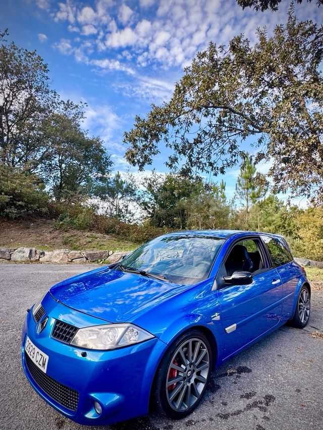 Renault Megane sport rs 225 r25