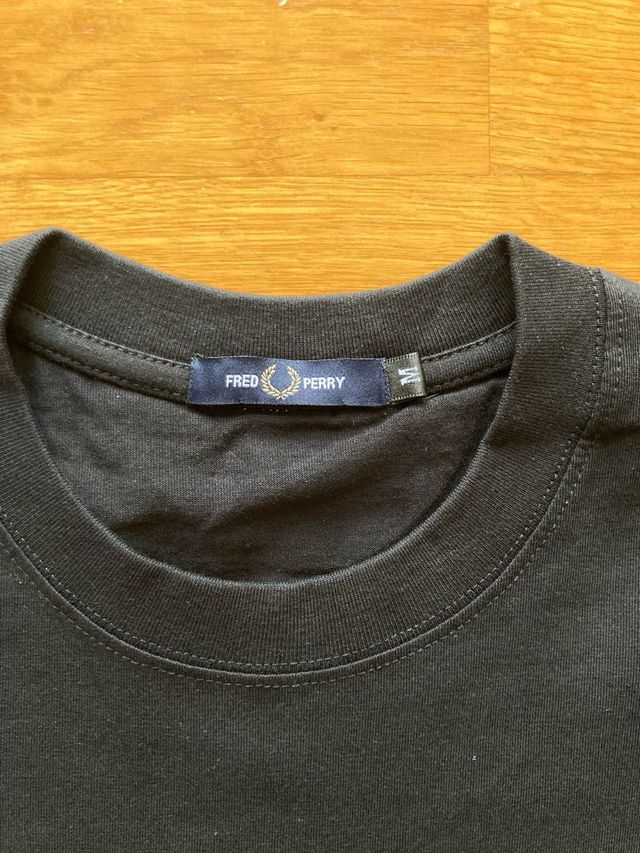Camiseta Fred Perry Negra