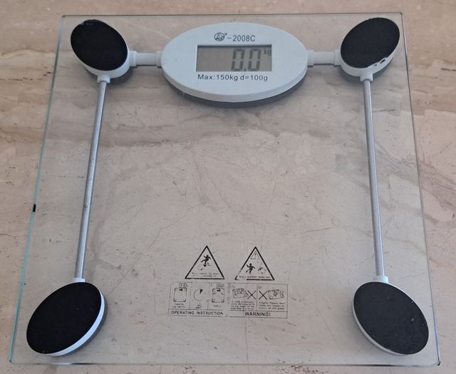 Báscula digital de vidrio 2008C