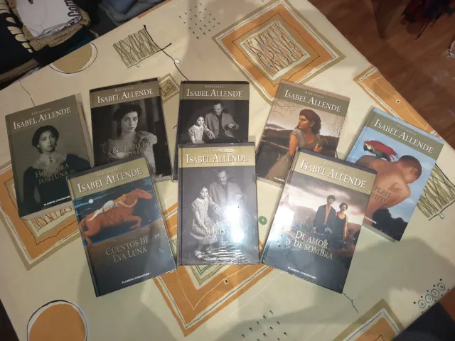 Colección libros Isabel Allende