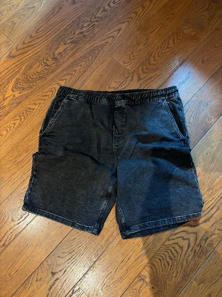 Pantalón corto vaquero hombre negro