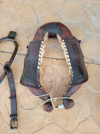 Arreos a la limonera de cuero