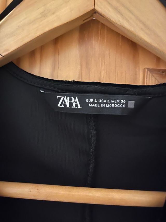 Body terciopelo brillos hombros Zara Talla L