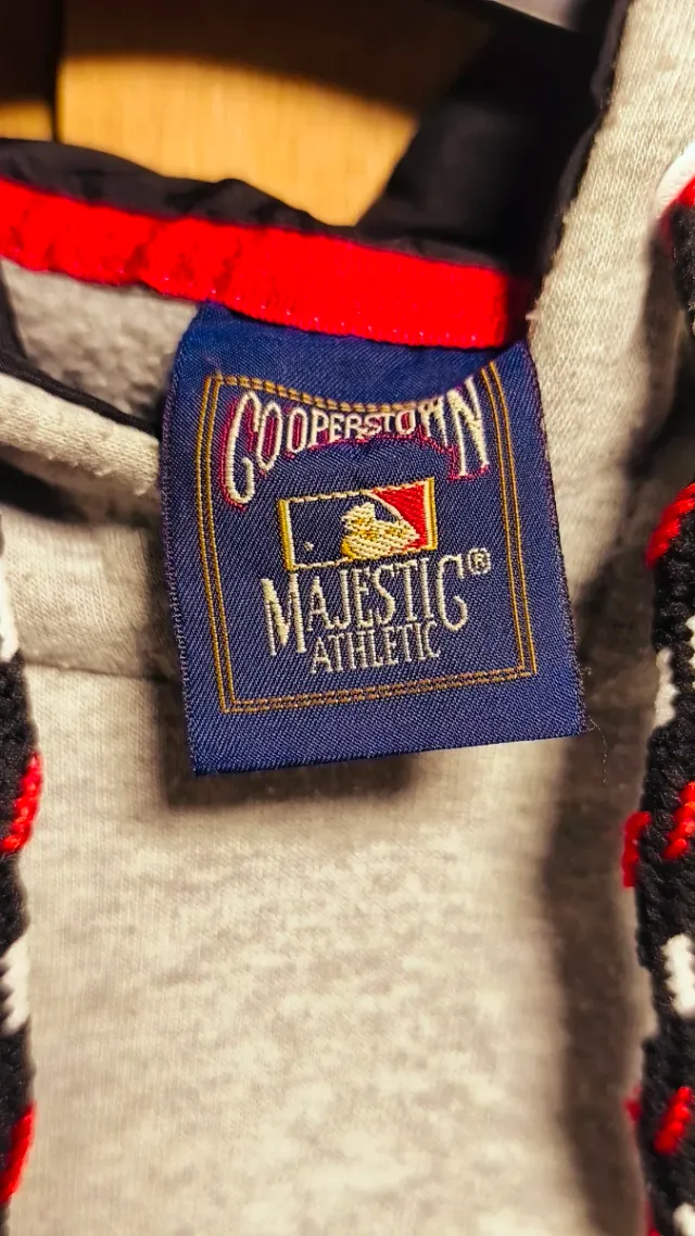 Sudadera Majestic NY Yankees Gris