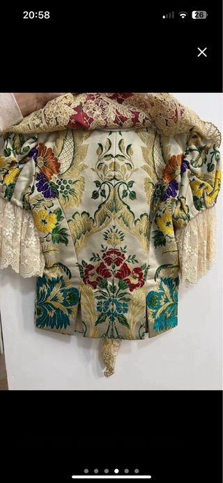 Traje de Fallera blanco siglo XIX