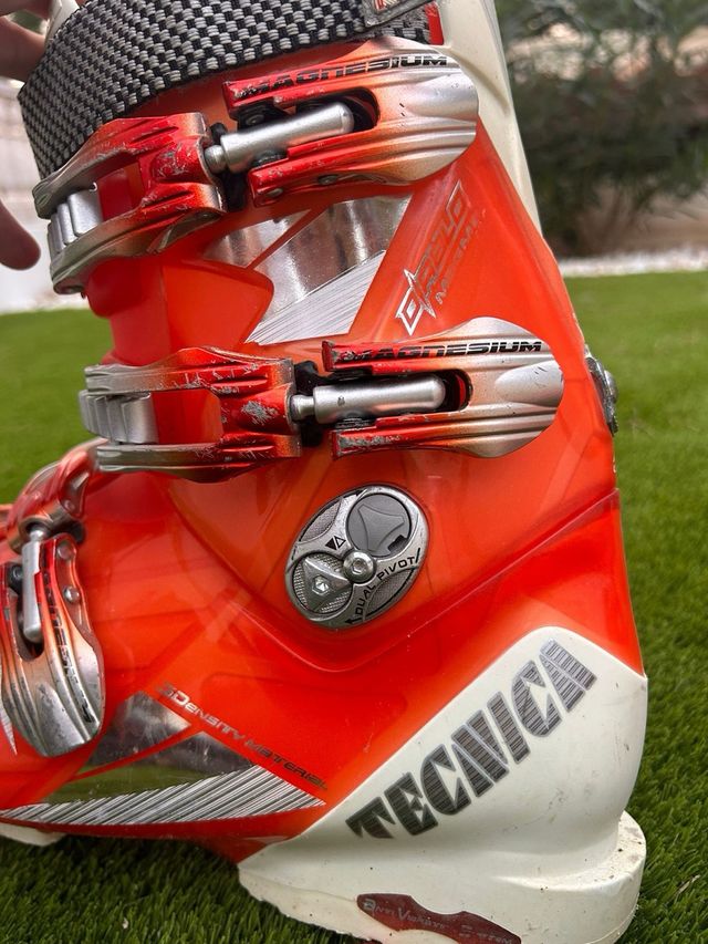 Bota esquí Técnica Diablo