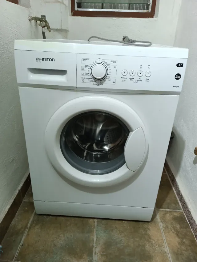 Lavadora INFINITON 5kg A+
