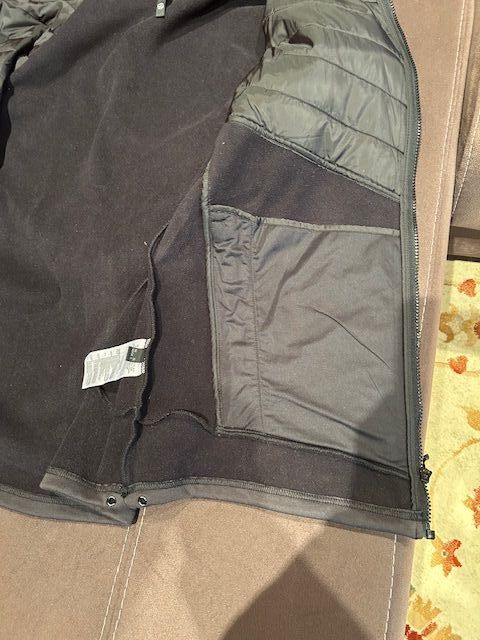 Chaqueta Polar Ternua Capucha Fija Talla XL Negra