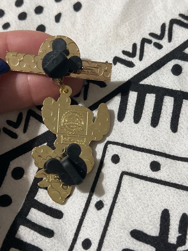 Pin Stitch Torre del Terror Disneyland