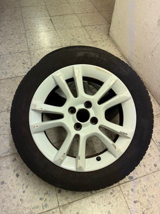 Llantas Opel Corsa D 4x100 en 16 pulgadas.