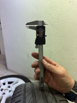 Llantas Opel Corsa D 4x100 en 16 pulgadas.