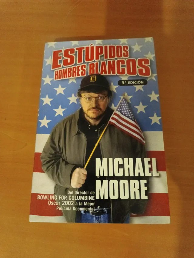 ESTUPIDOS HOMBRES BLANCOS (Spanish Edition)