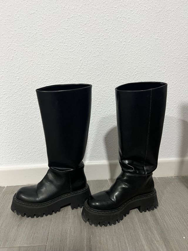 Botas Zara caña alta plataforma