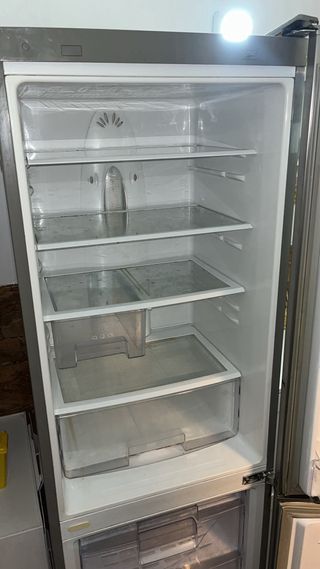 Nevera LG GB3133TIJW – Excelente estado