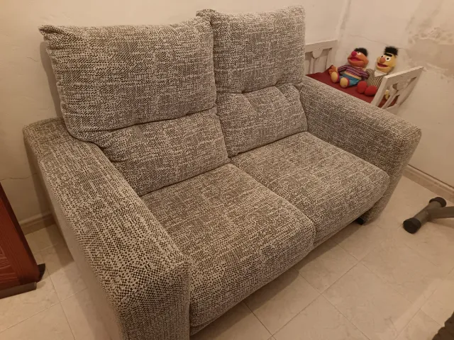 Sofá de 2 plazas tela blanco y gris