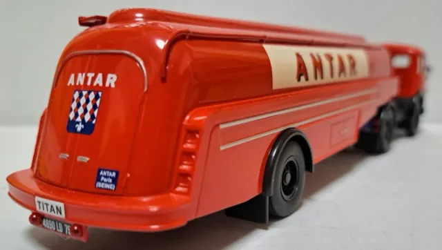 Camión Saviem JM 200 ANTAR 1/43