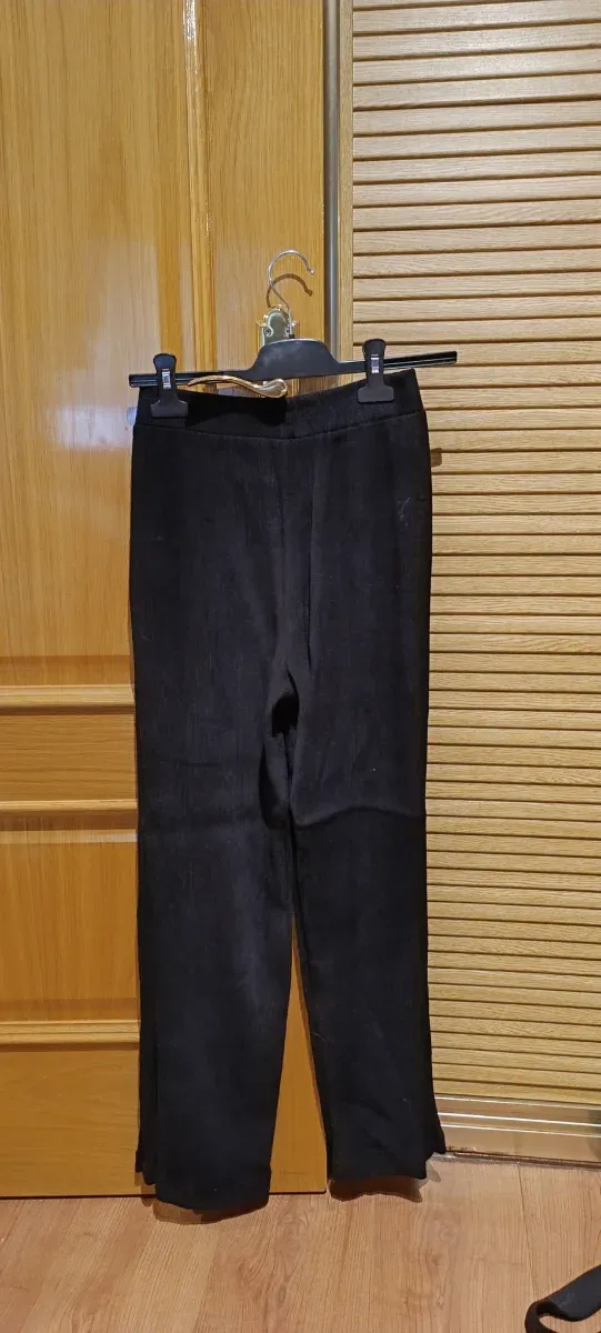 Pantalón Bershka suelto