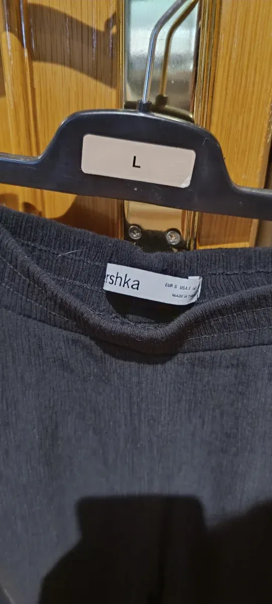 Pantalón Bershka suelto