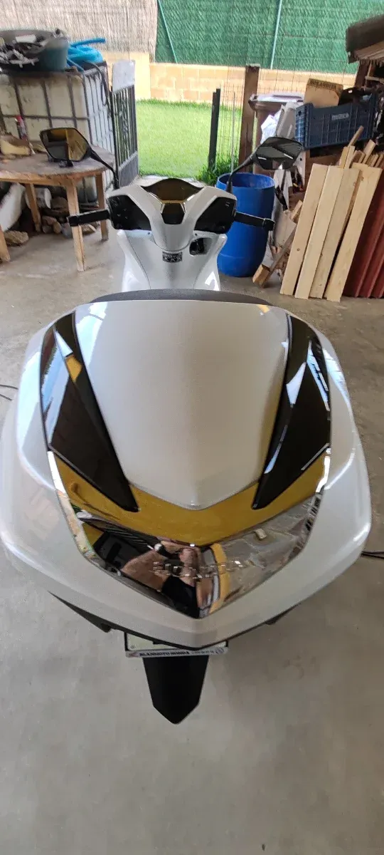 Honda SH 125i Blanca