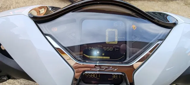 Honda SH 125i Blanca