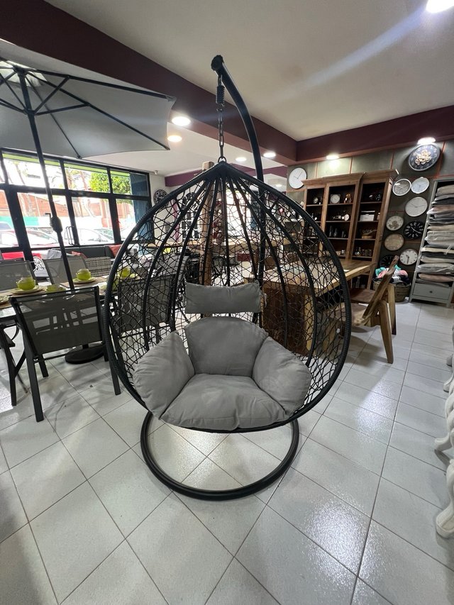 Silla Colgante Ratán y Metal