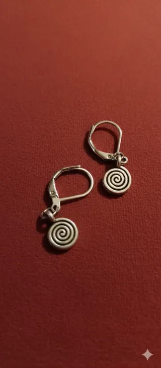 Pendientes espiral plateado viejo