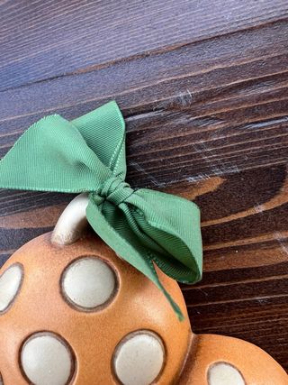 Formella Thun funghi con quadrifoglio portafortuna