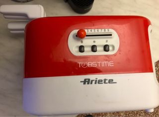 Tostapane Ariete rosso