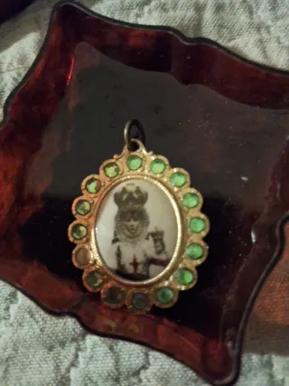 Colgante Virgen Reyes Coronada