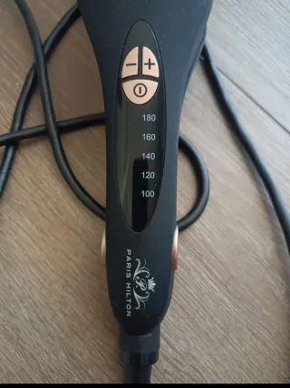 Ferro per capelli Paris Hilton nero/oro