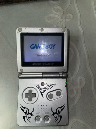 Nintendo Game Boy Advance SP Plata