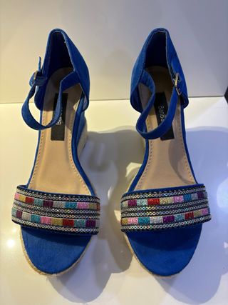 Alpargatas azules talla 39