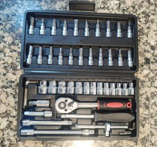 10 caixas Conjunto de Ferramentas 46 Peças