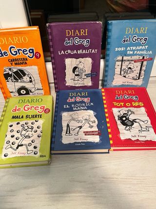 Libros del diario de greg en catalán y castellano
