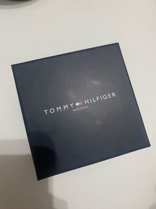 Reloj Tommy Hilfiger Dorado