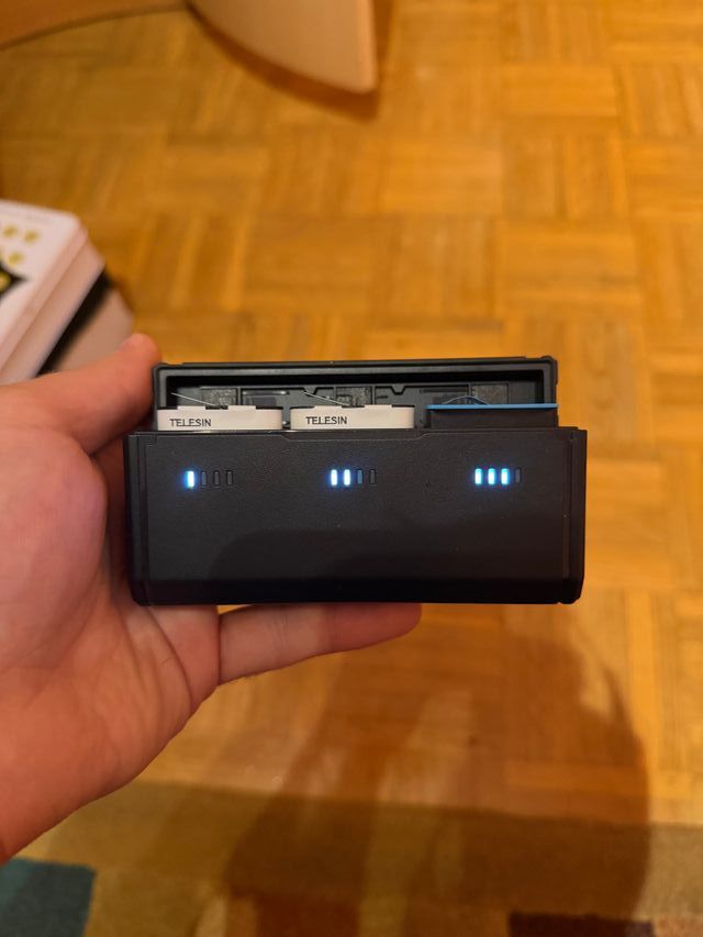 GoPro HERO 9 BLACK + 3 Baterias + Caixa