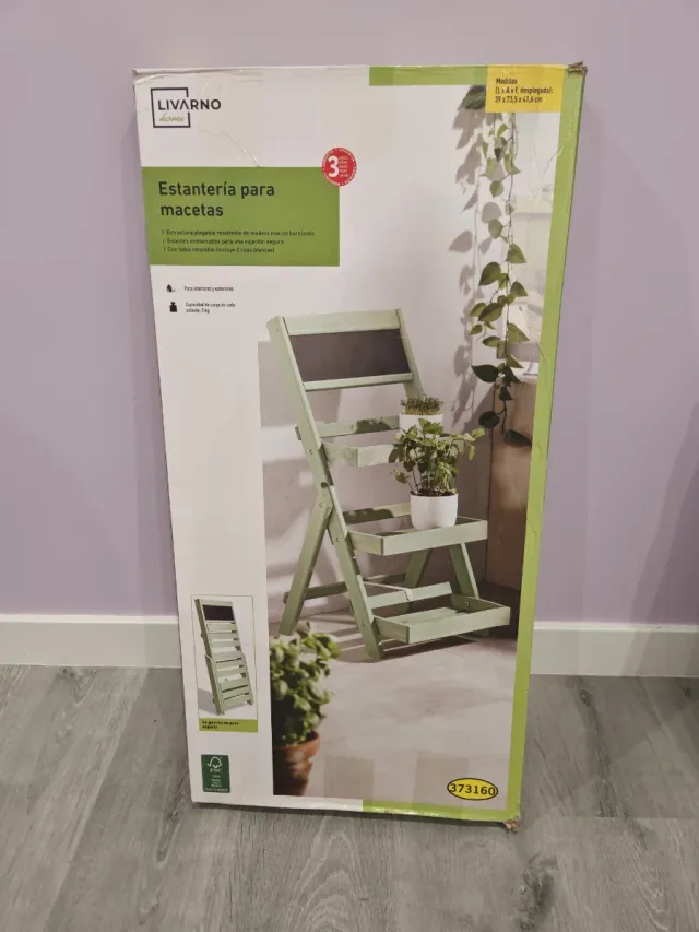 Estantería Macetas y Estanteria para arroz en boda