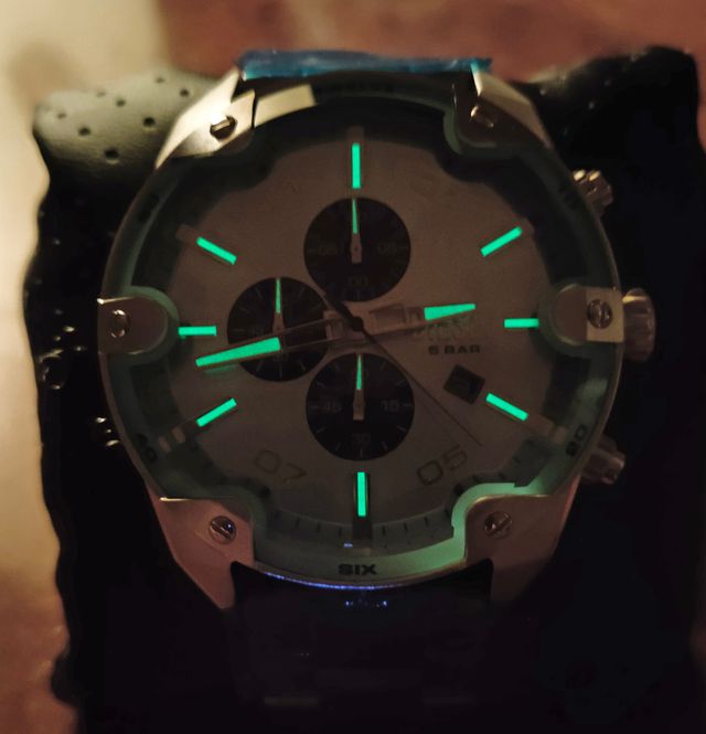 Reloj Diesel Spiked nuevo, turquesa y gris