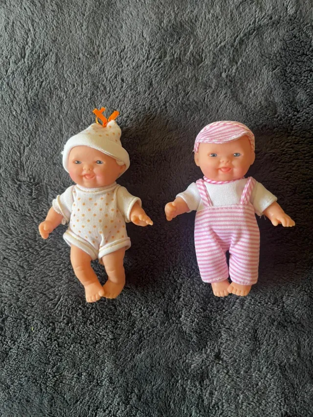 Lote 2 muñecas bebé