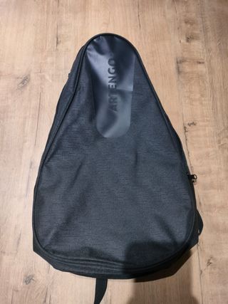 Raqueta de Tenis y Mochila