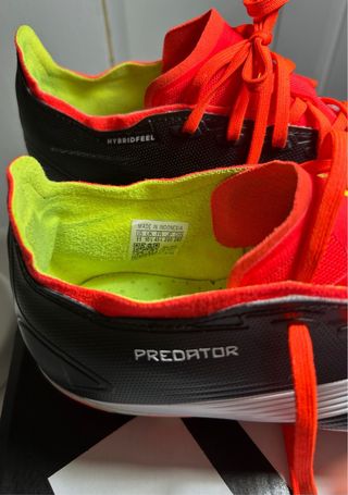 Botas de fútbol Adidas Predator Negras/Naranjas