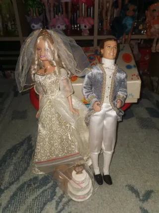 Muñeca Barbie y Ken de boda