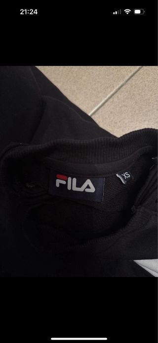 Mono deportivo Fila negro y blanco